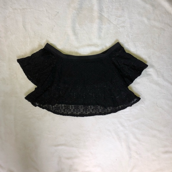 Urban Outfitters Top | Size Medium - Picture 2 of 4